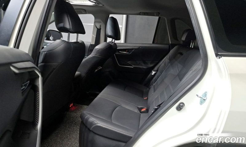 Toyota RAV4 2.5 2WD Hybrid