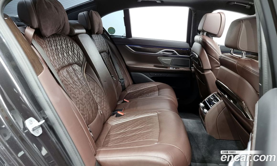 BMW 7-Series 730D xDrive Design Pure Excellence
