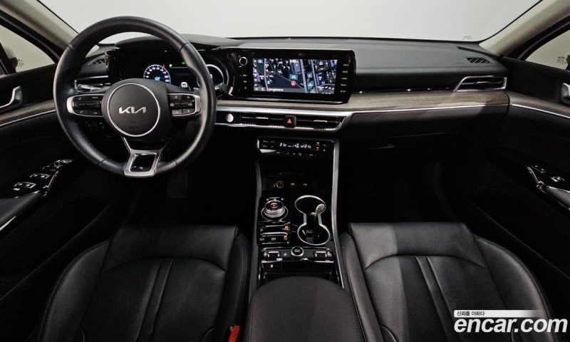 Kia K5 2.0