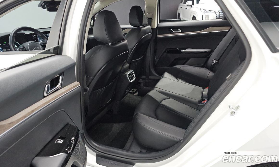 Kia K5 2.0