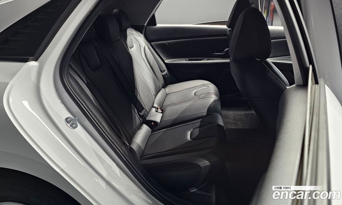 Hyundai Avante 1.6