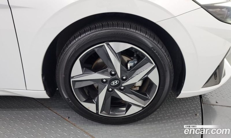 Hyundai Avante 1.6