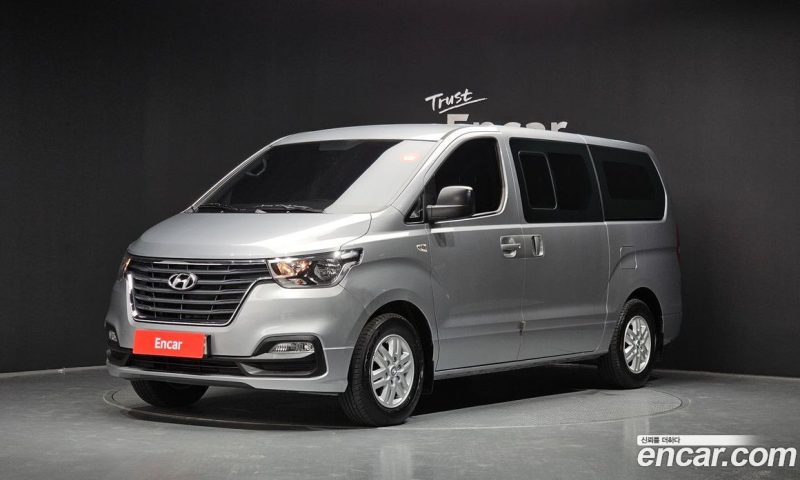Hyundai Starex Van 5-Seater