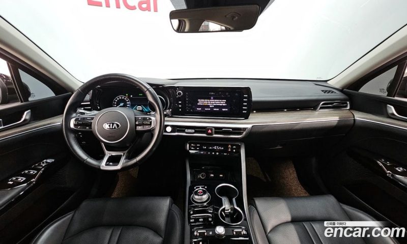 Kia K5 2.0