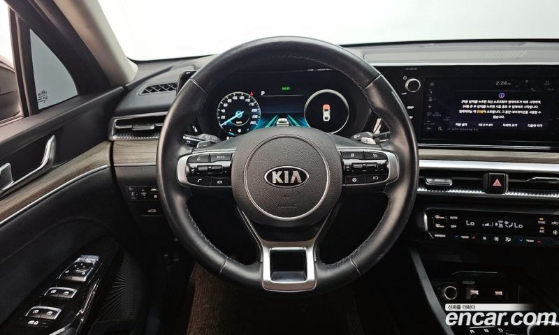 Kia K5 2.0