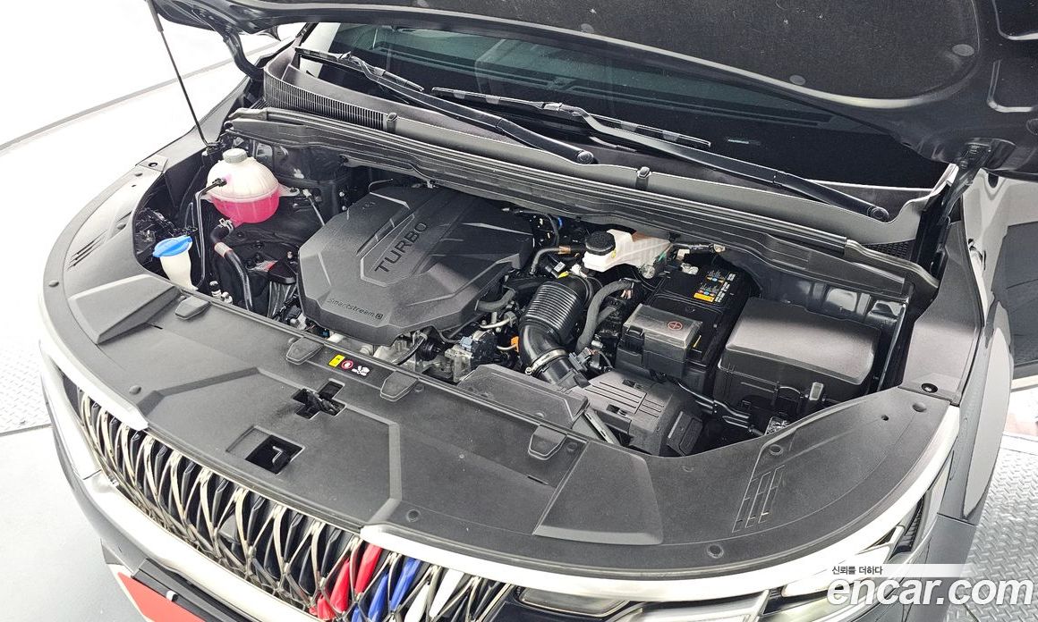 Kia Carnival 7-Seater Signature