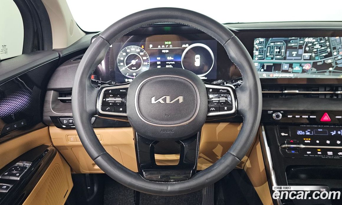 Kia Carnival 7-Seater Signature
