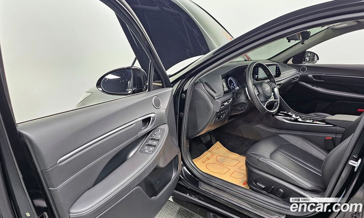 Hyundai Sonata 2.0