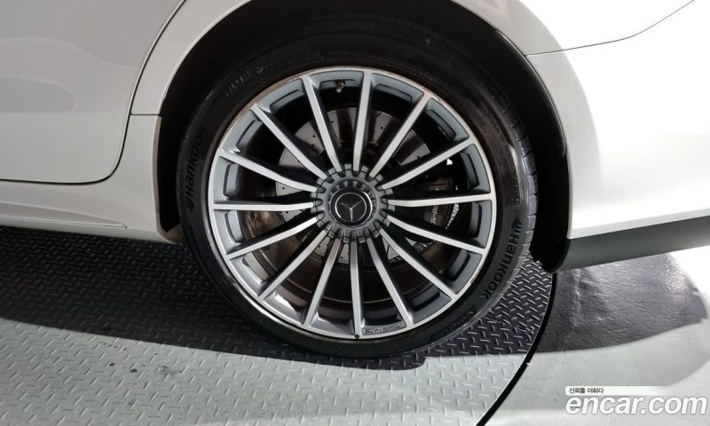 Mercedes Benz AMG GT 4Door 43 4MATIC+