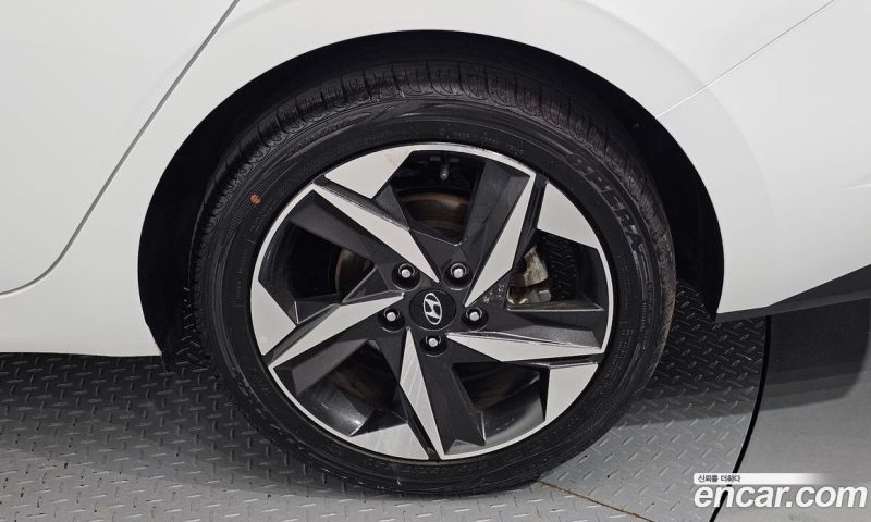 Hyundai Avante 1.6