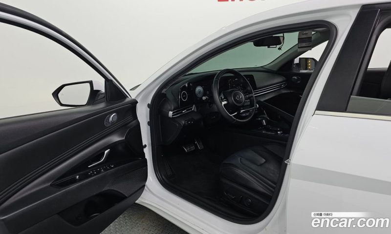 Hyundai Avante 1.6