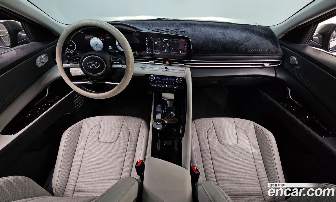 Hyundai Avante 1.6