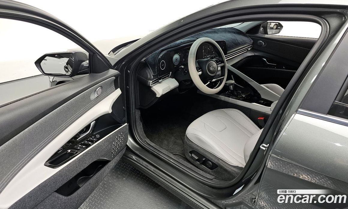 Hyundai Avante 1.6