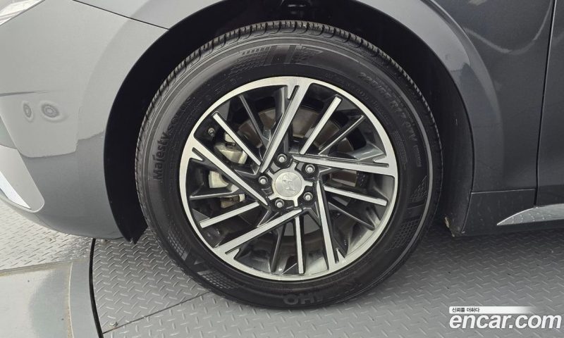 Hyundai Grandeur 2.5