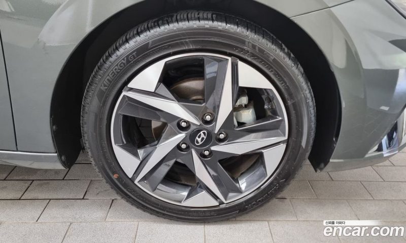 Hyundai Avante 1.6