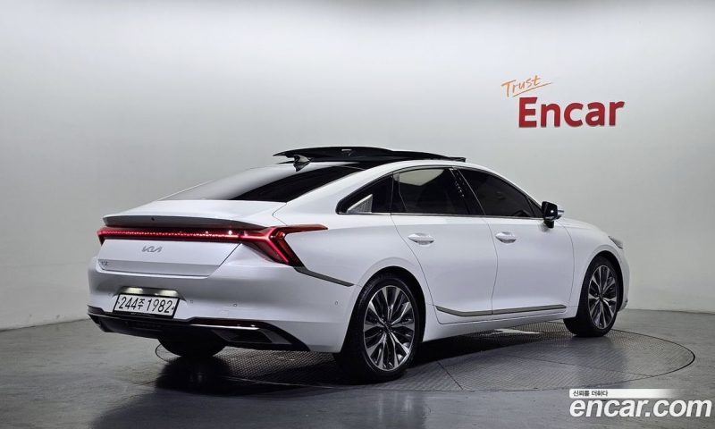 Kia K8 2.5 Gasoline 2WD