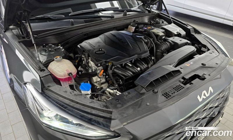 Kia K8 2.5 Gasoline 2WD
