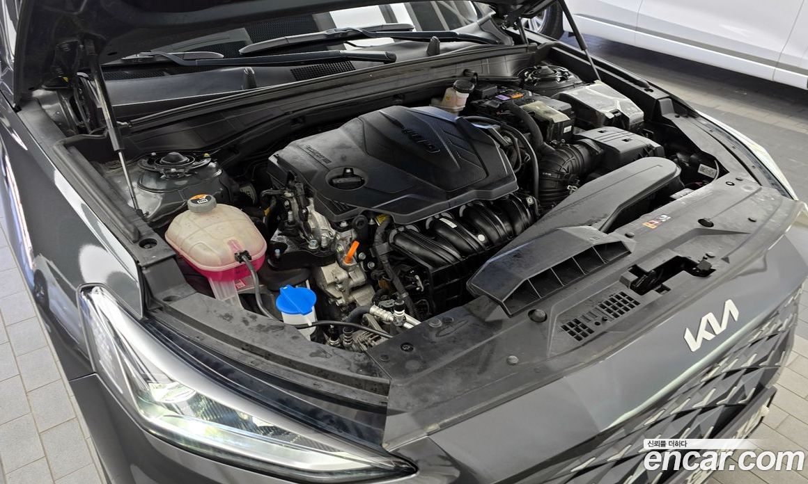 Kia K8 2.5 Gasoline 2WD