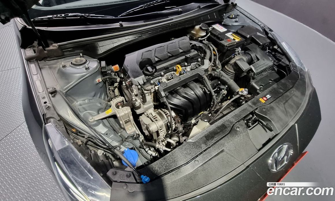 Hyundai Avante 1.6