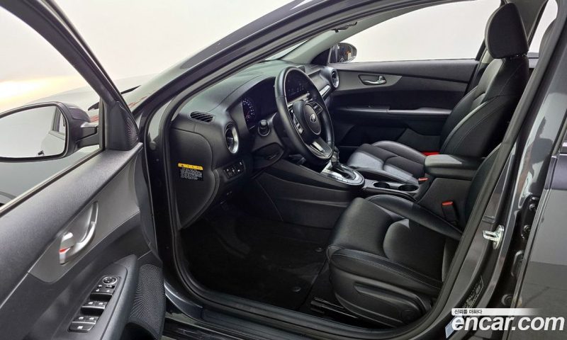 Kia K3 Standard