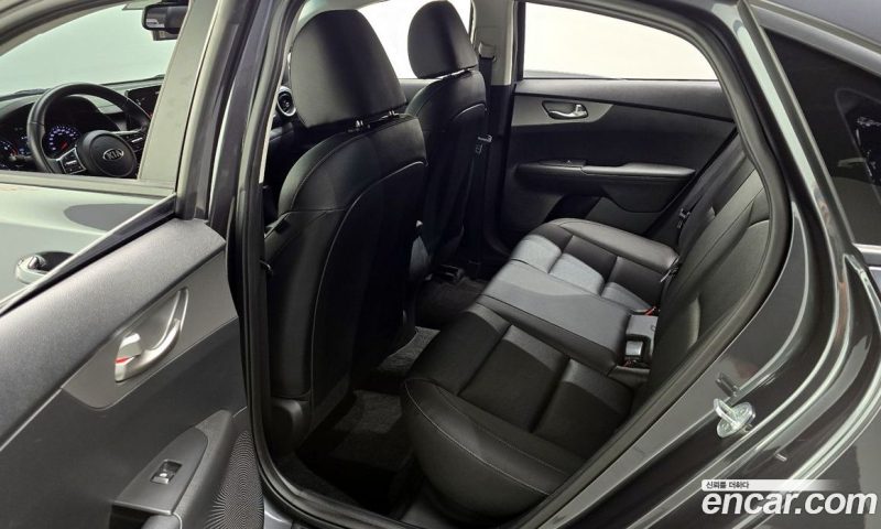 Kia K3 Standard