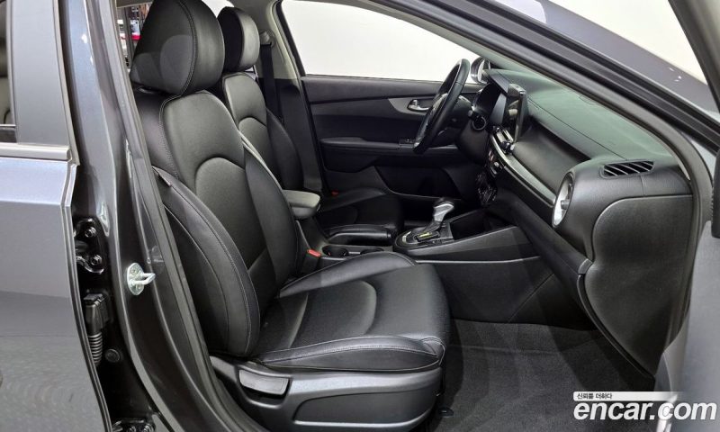 Kia K3 Standard