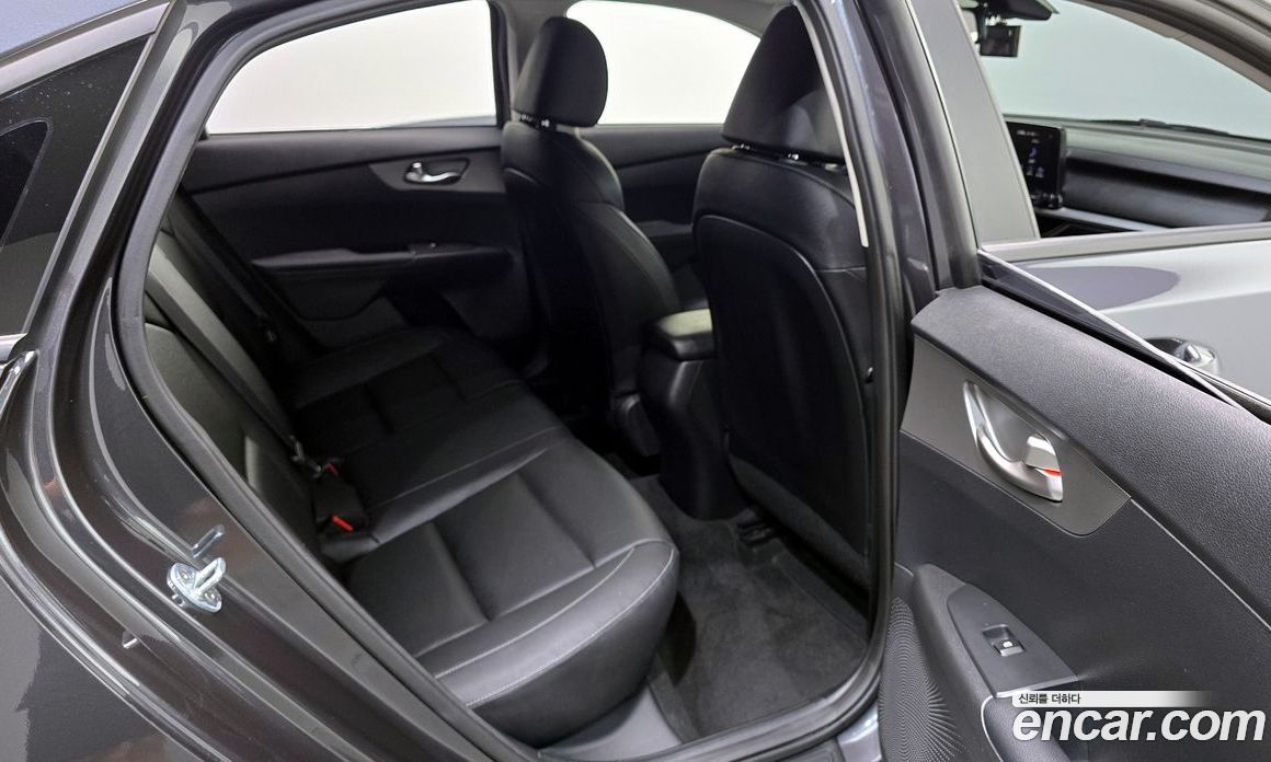 Kia K3 Standard