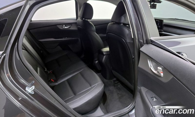 Kia K3 Standard