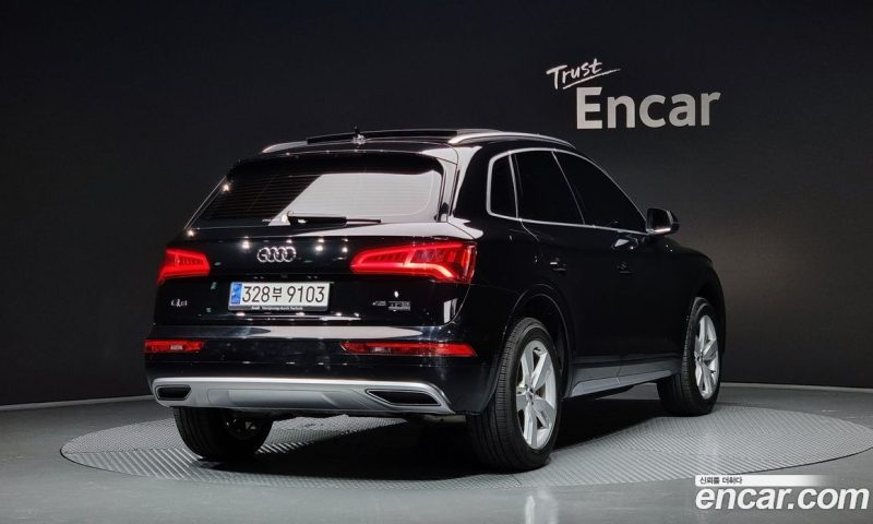 Audi Q5 45 TFSI Quattro Premium