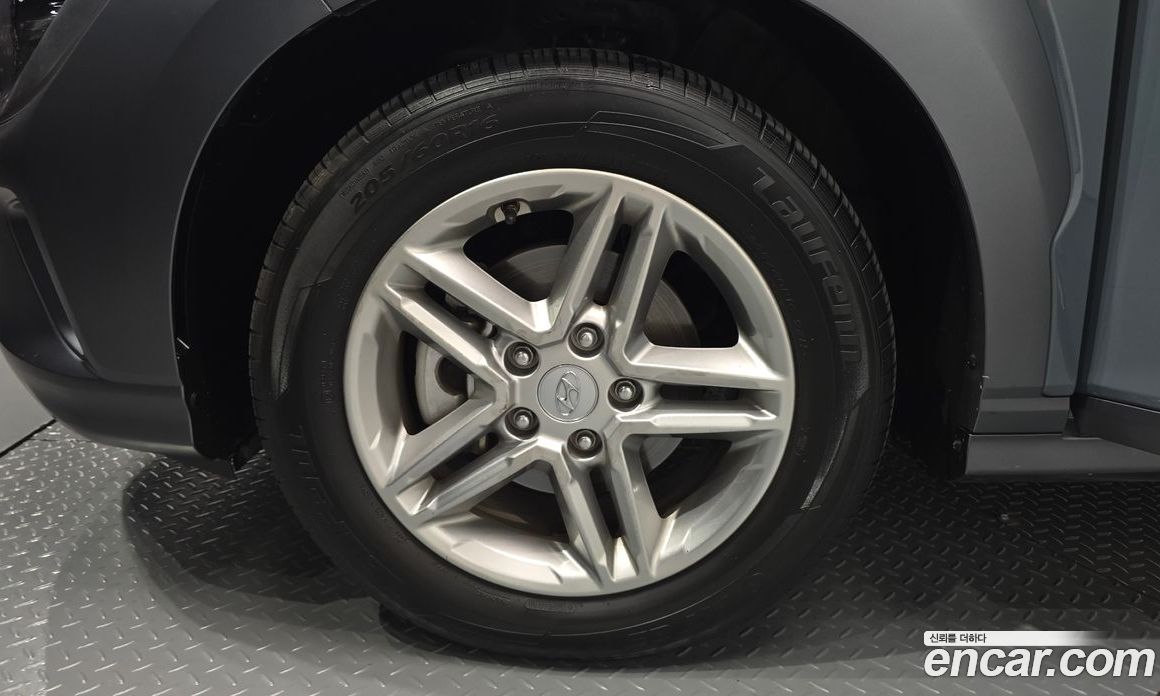 Hyundai Kona Gasoline 2.0 2WD