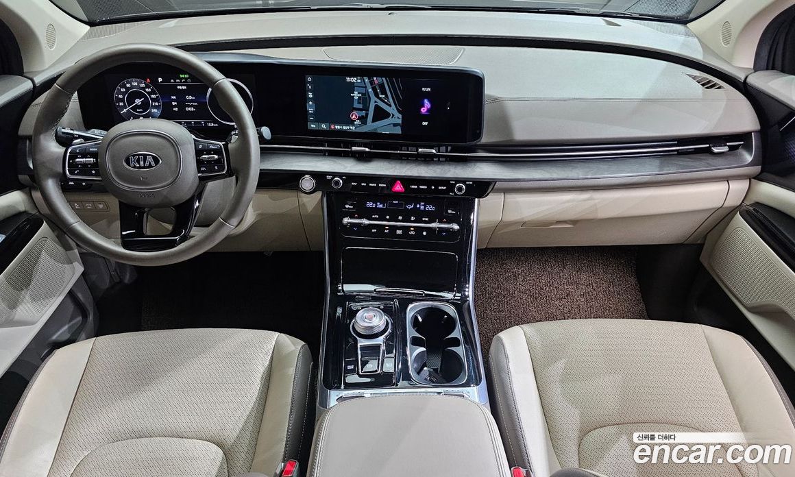 Kia Carnival 9-Seater Signature