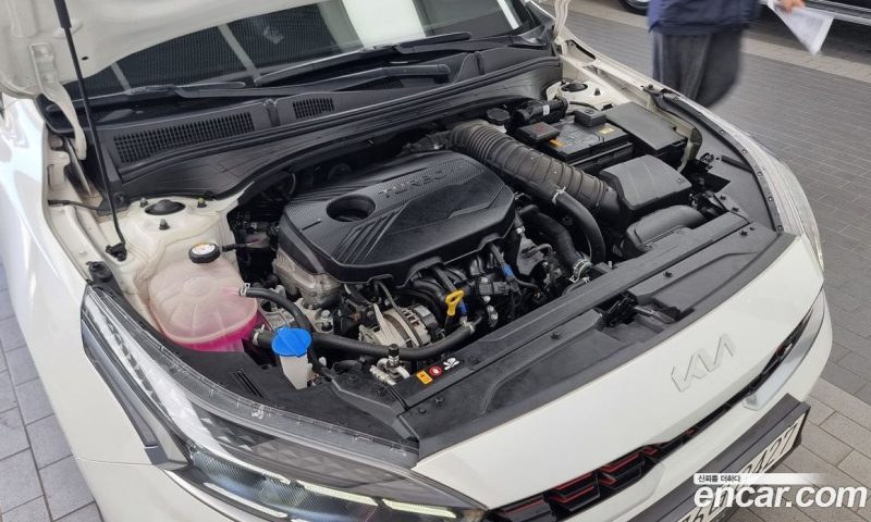 Kia K3 1.6 Turbo GT 5Door