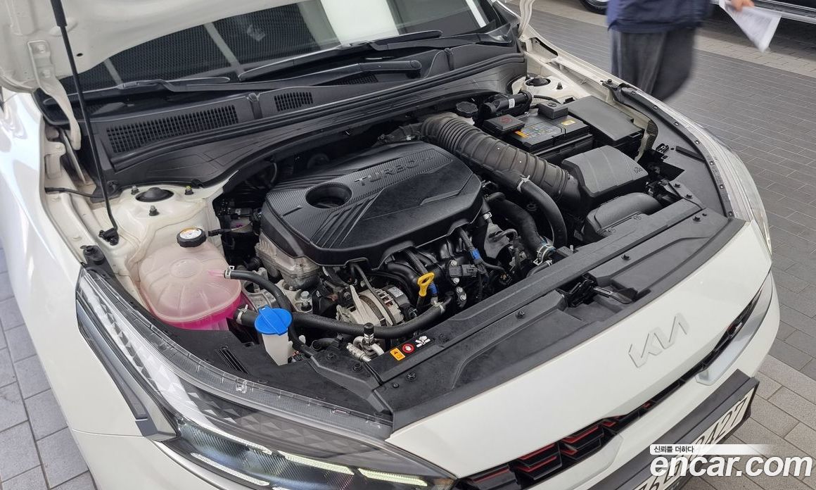 Kia K3 1.6 Turbo GT 5Door