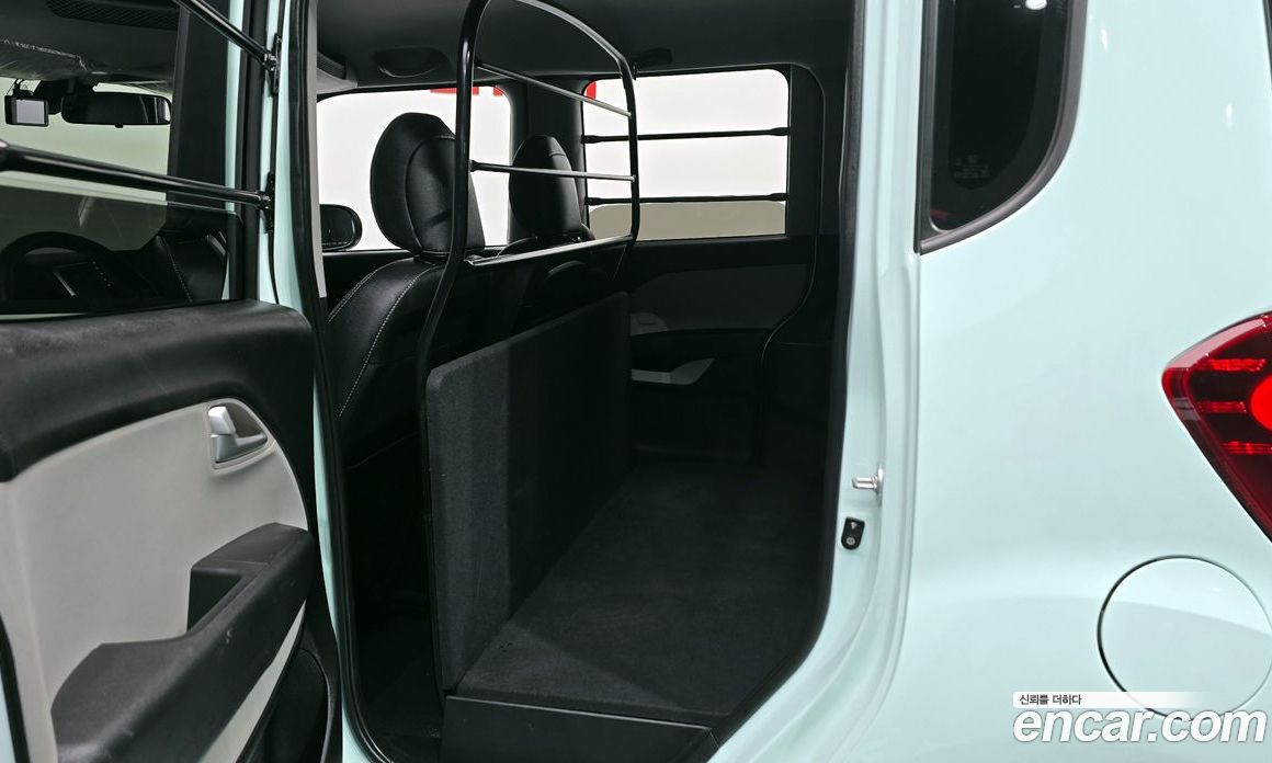 Kia Ray Van
