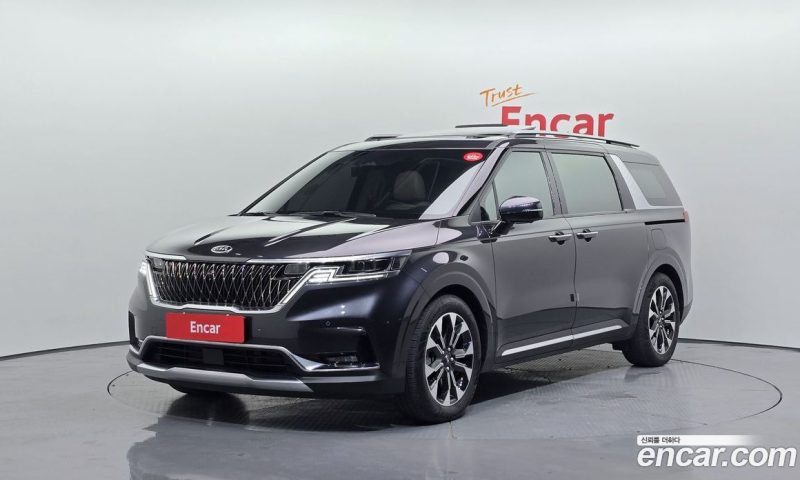 Kia Carnival 7-Seater Signature