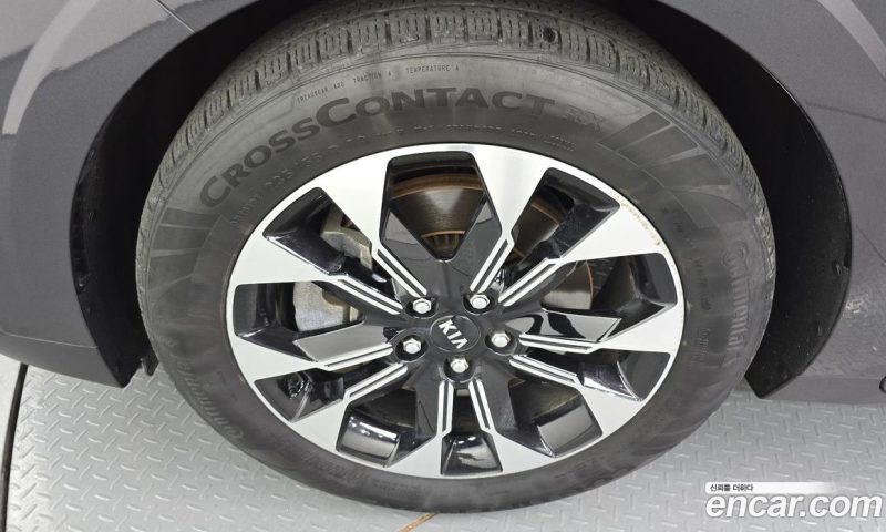 Kia Carnival 7-Seater Signature