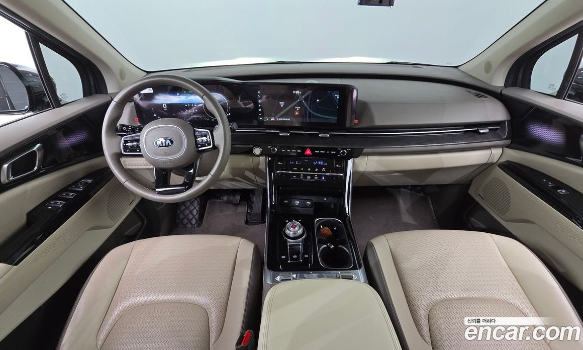 Kia Carnival 7-Seater Signature