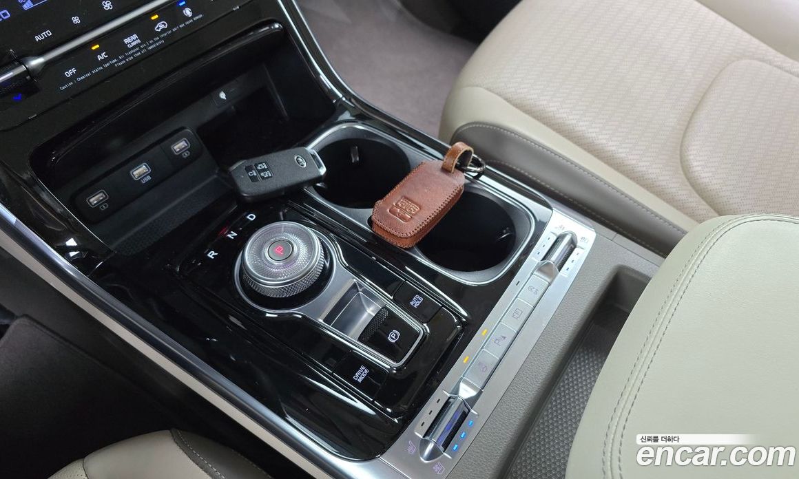 Kia Carnival 7-Seater Signature