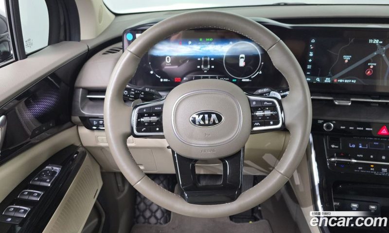 Kia Carnival 7-Seater Signature