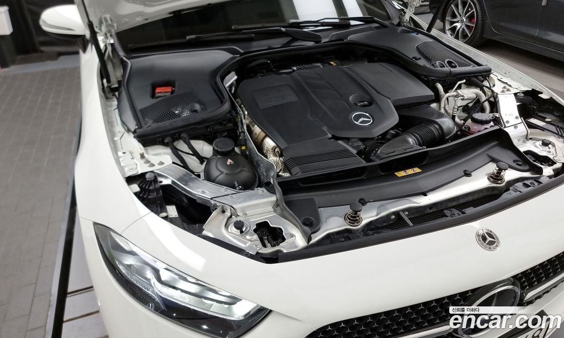 Mercedes Benz CLS-Class CLS300d 4MATIC