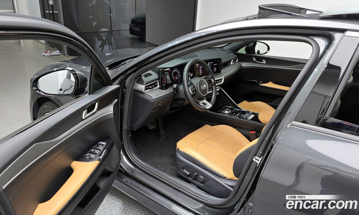 Kia K5 2.0