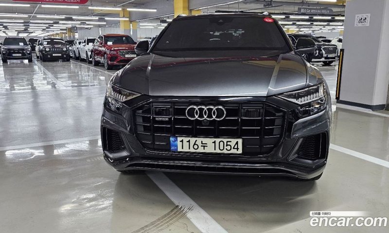 Audi Q8 55 TFSI Quattro Premium