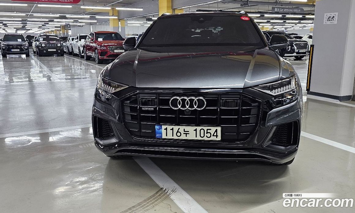 Audi Q8 55 TFSI Quattro Premium