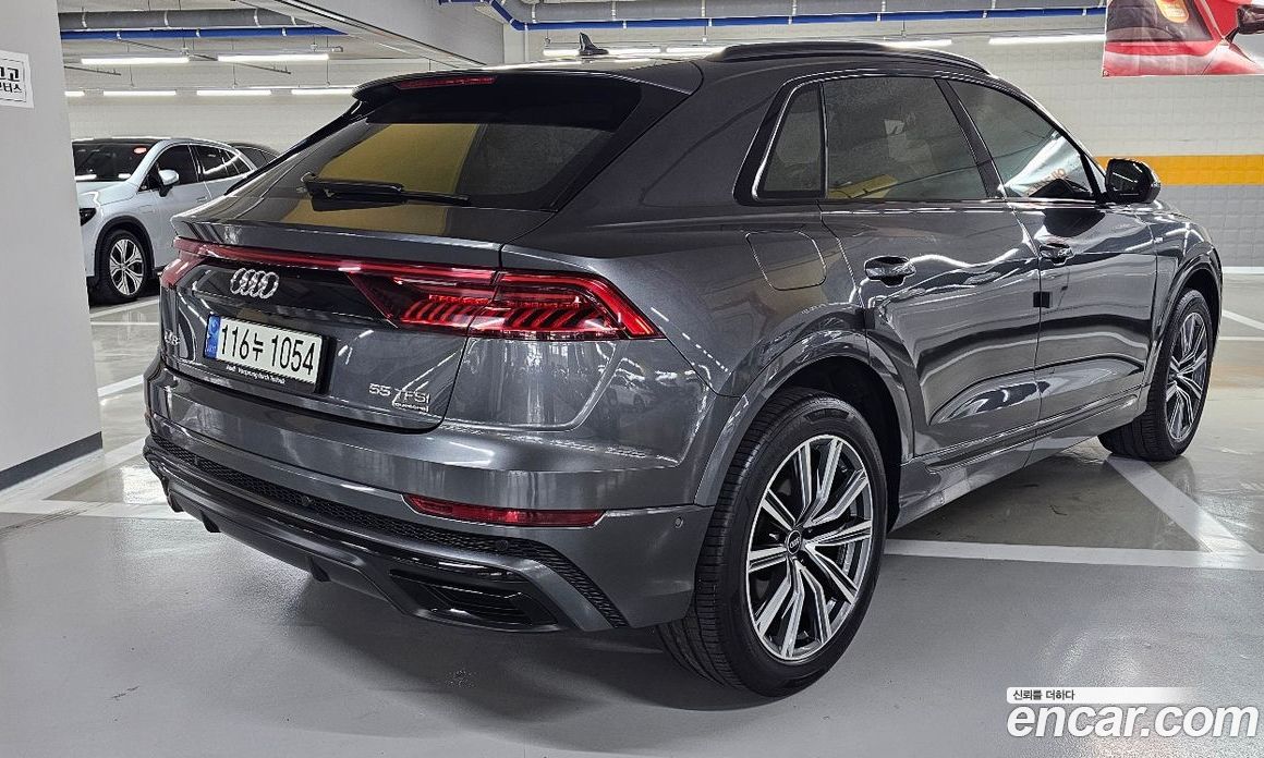 Audi Q8 55 TFSI Quattro Premium
