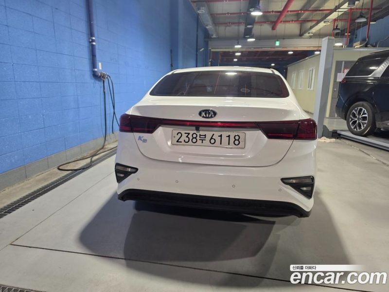 Kia K3 Standard
