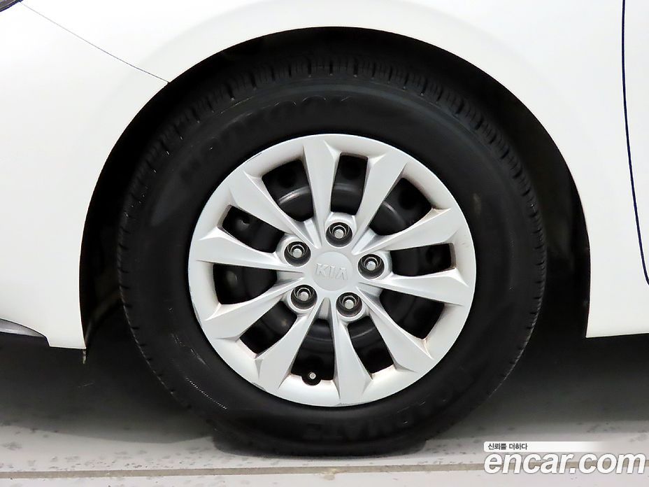 Kia K3 Standard