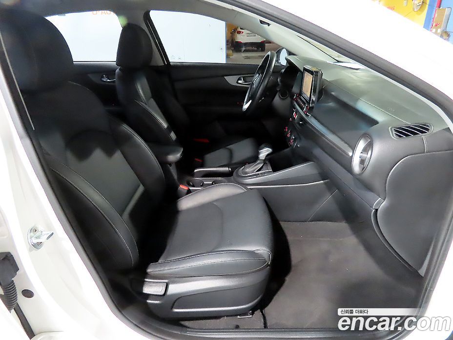 Kia K3 Standard