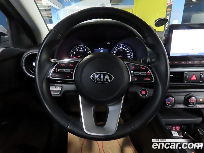 Kia K3 Standard