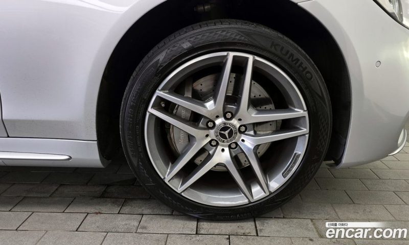 Mercedes Benz S-Class S350 D 4MATIC AMG Line