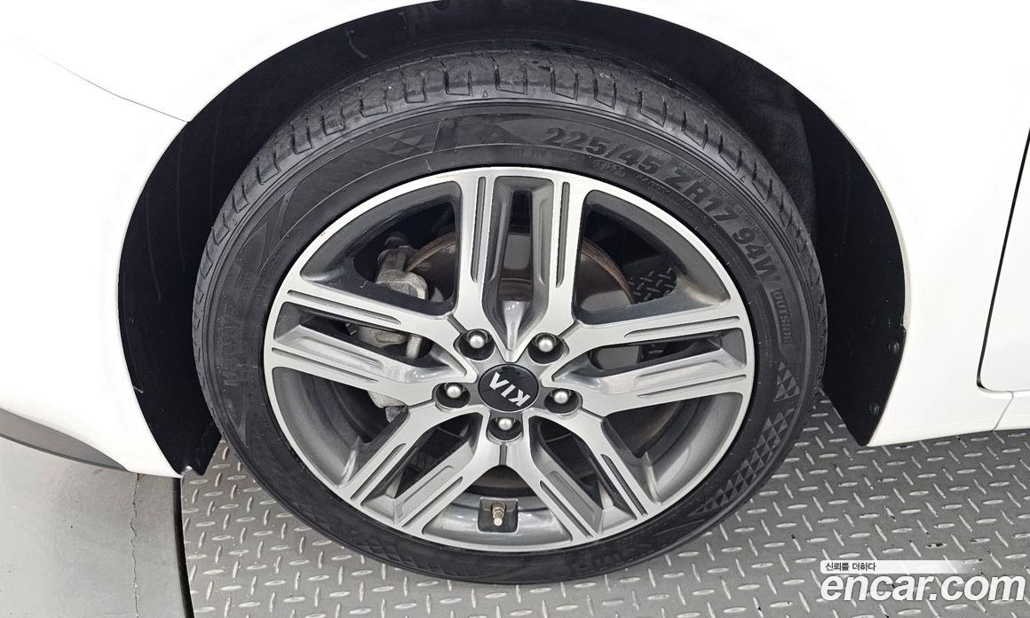 Kia K3 Prestige